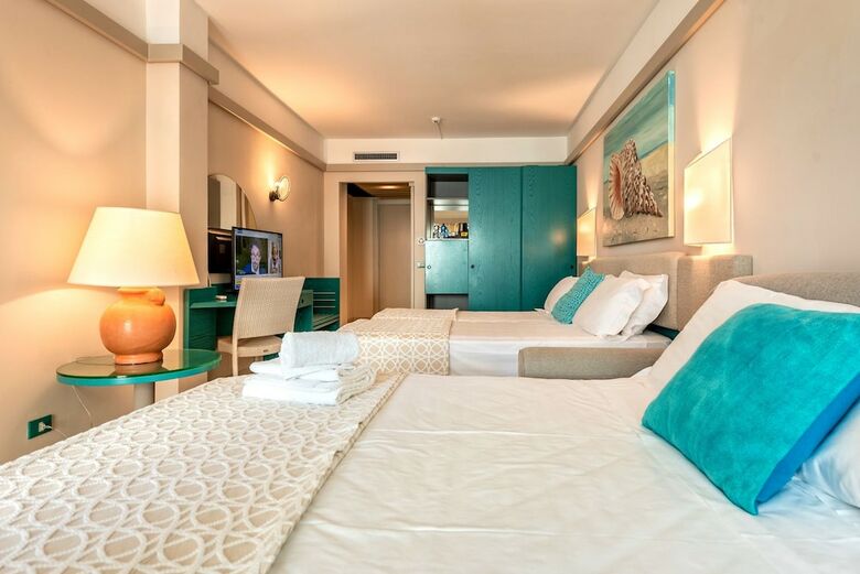 Posada Hotel Acacia Marina