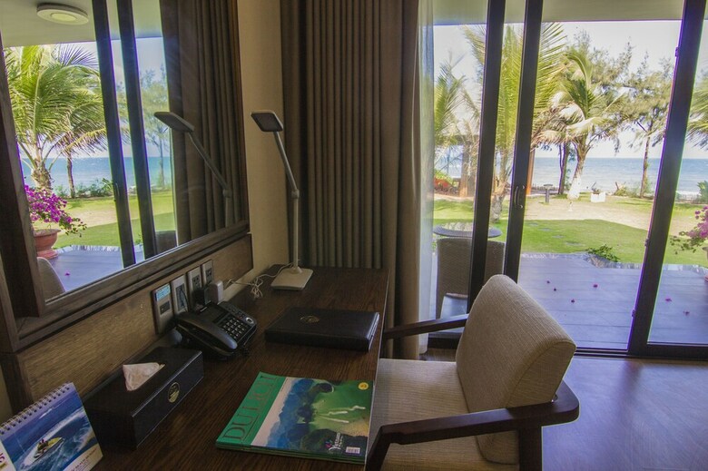 Apartamento Huong Phong Ho Coc Beach Resort