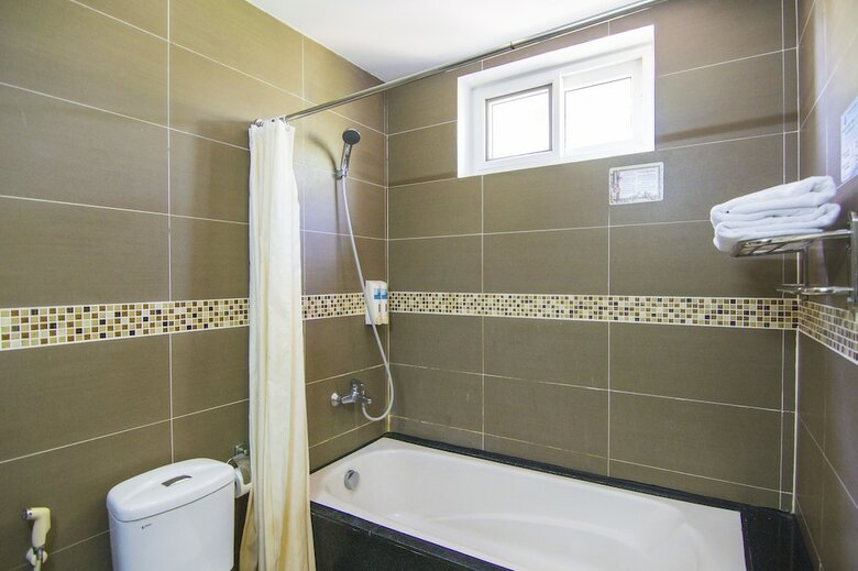 Apartamento Huong Phong Ho Coc Beach Resort