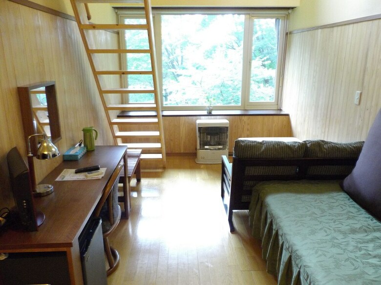 Pension Caf� + Inn That Sounds Good!