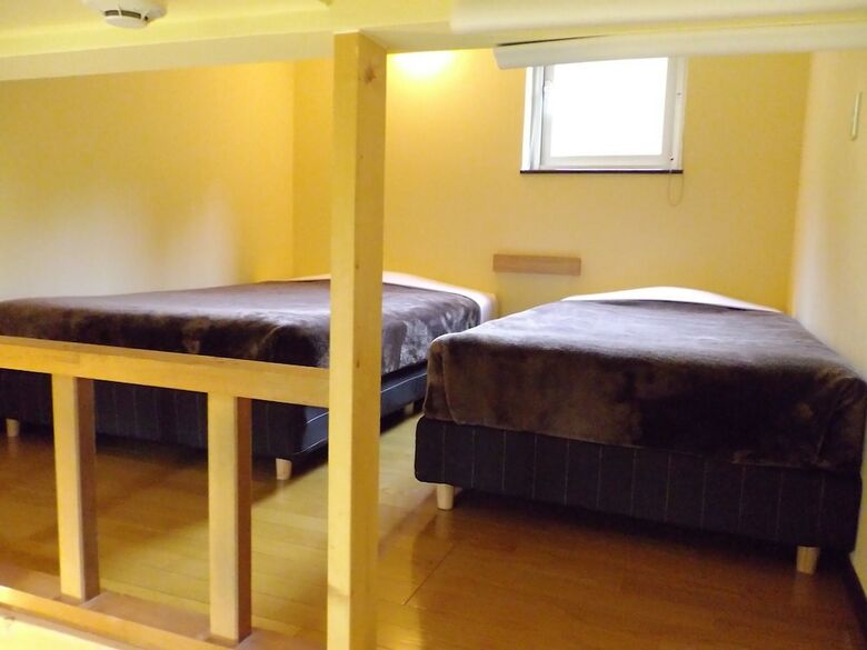 Pension Caf� + Inn That Sounds Good!