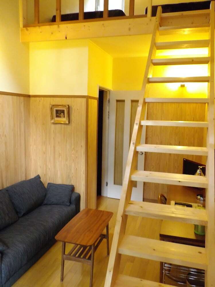 Pension Caf� + Inn That Sounds Good!
