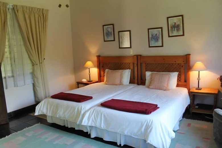 Hotel Laughing Waters Guest House