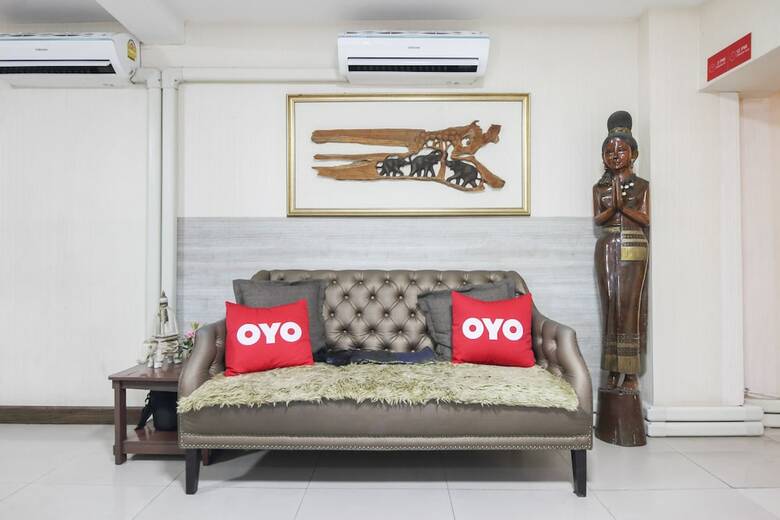 Oyo 537 Na Banglampoo Hotel