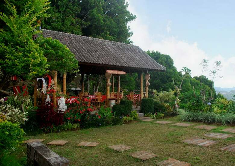Hotel Karang Sari Guesthouse & Restaurant