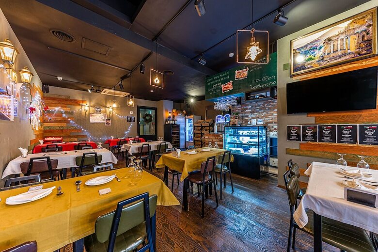 Friendly Dh Naissance Hotel By Mindrum Group