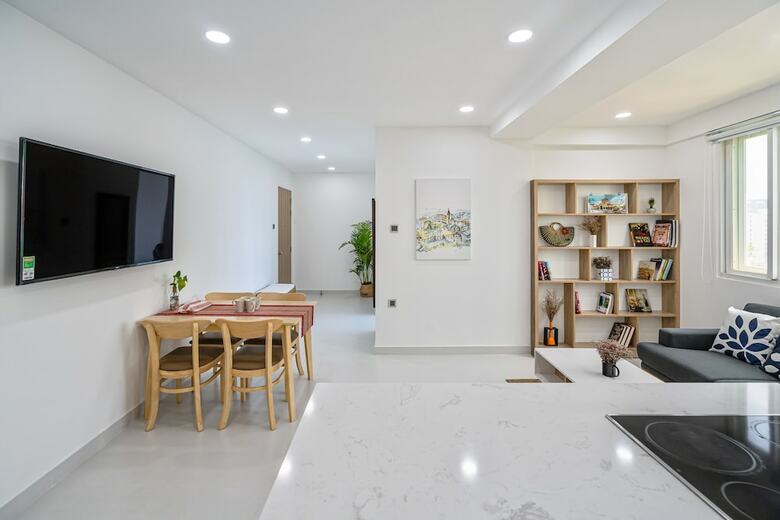 Aparthotel Holo Alex House Saigon - Serviced Homestay