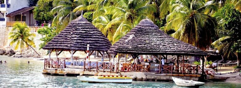 Ouanga Bay Beach Hotel