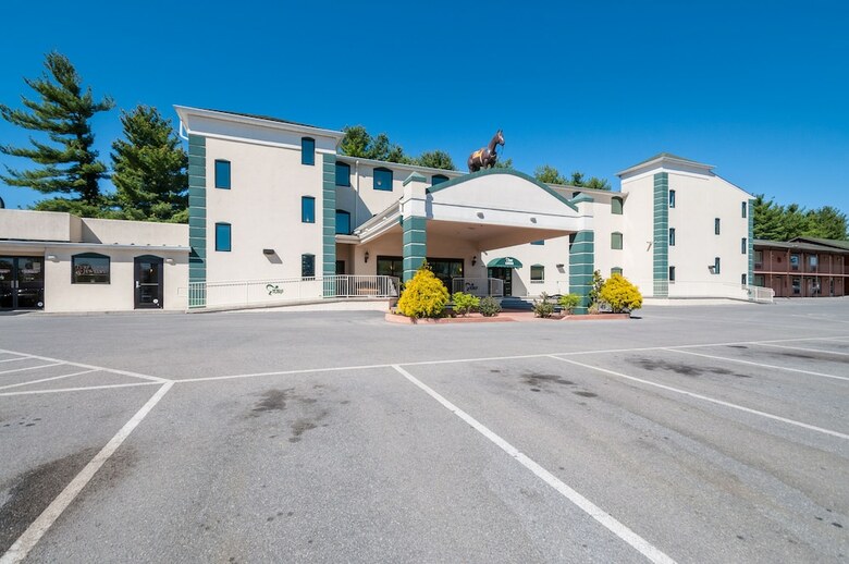 Motel Rodeway Inn & Suites