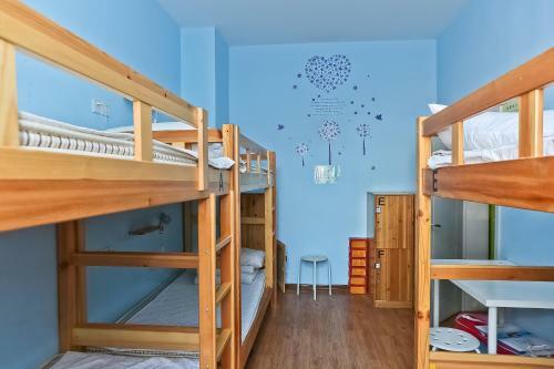 Tianjin Three Brothers Youth Hostel