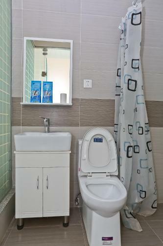 Tianjin Three Brothers Youth Hostel