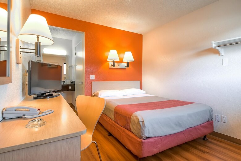 Motel 6 Harbor City, Ca - Los Angeles