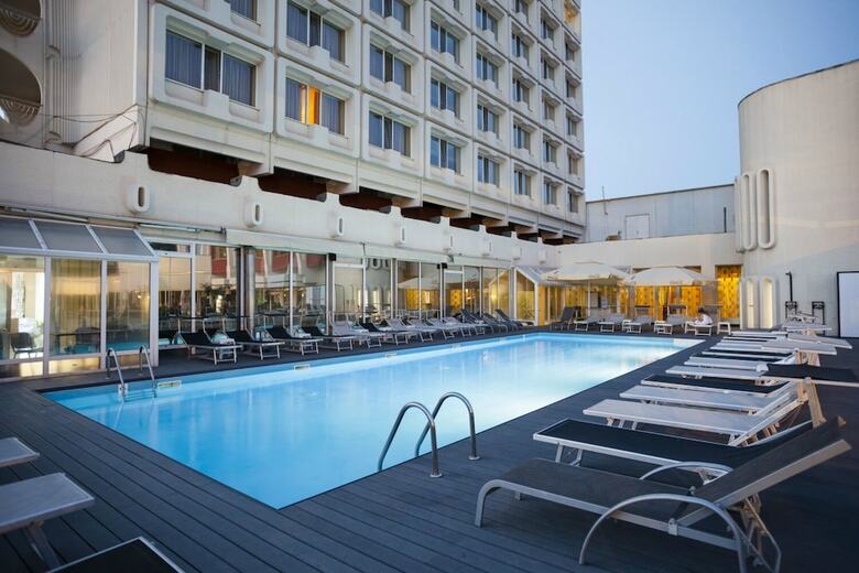 Hotel North Star Continental Resort