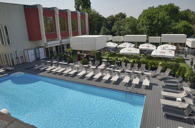 Hotel North Star Continental Resort