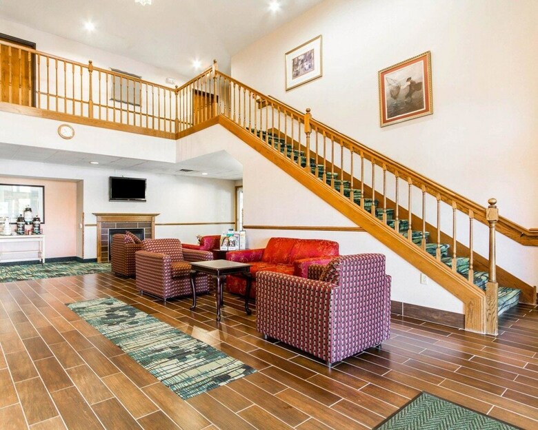 Hotel Quality Inn & Suites Stoughton - Madison South