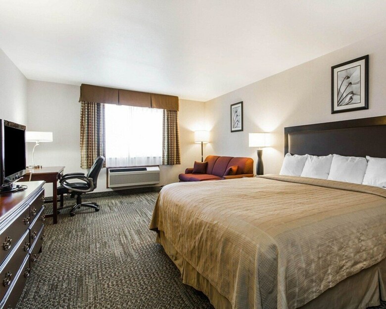 Hotel Quality Inn & Suites Stoughton - Madison South
