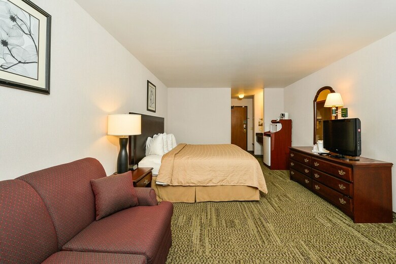 Hotel Quality Inn & Suites Stoughton - Madison South