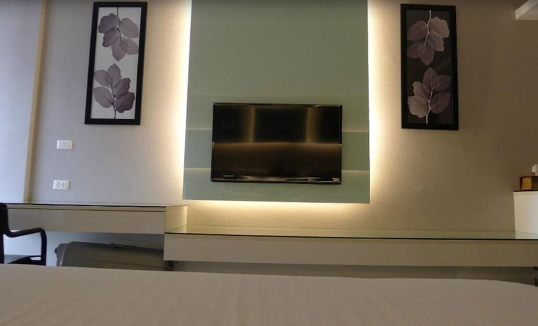 Hotel Serenotel Pattaya Beach Front