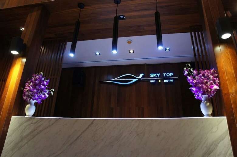 Hotel Serenotel Pattaya Beach Front