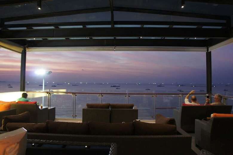 Hotel Serenotel Pattaya Beach Front