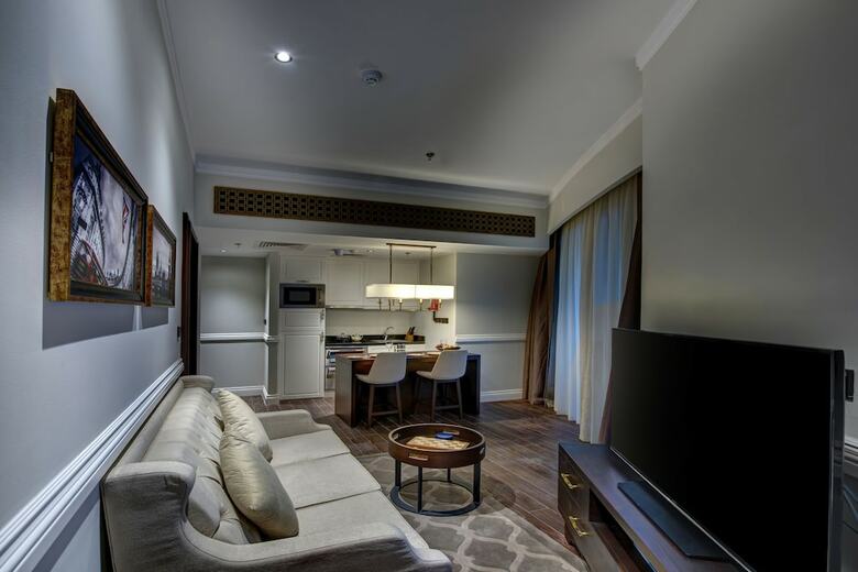 Dukes The Palm, A Royal Hideaway Hotel