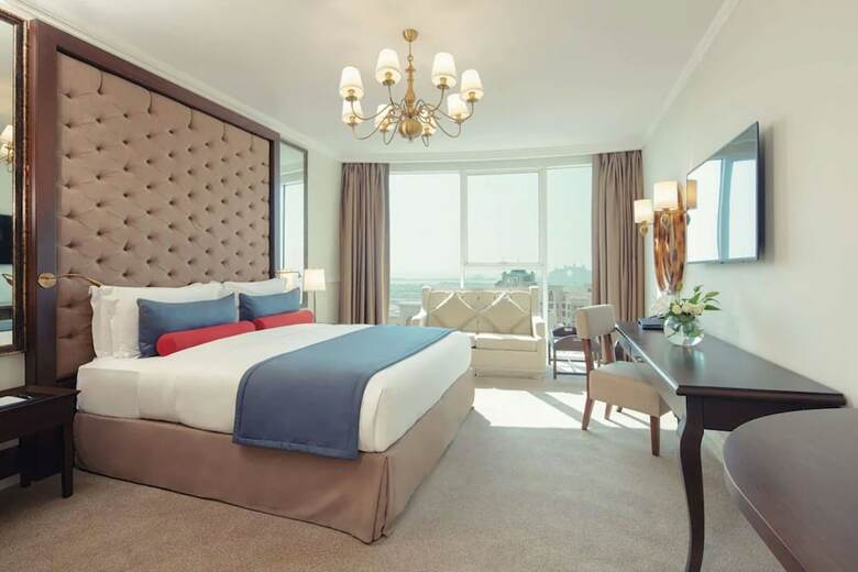 Dukes The Palm, A Royal Hideaway Hotel