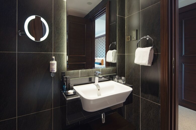 Dukes The Palm, A Royal Hideaway Hotel