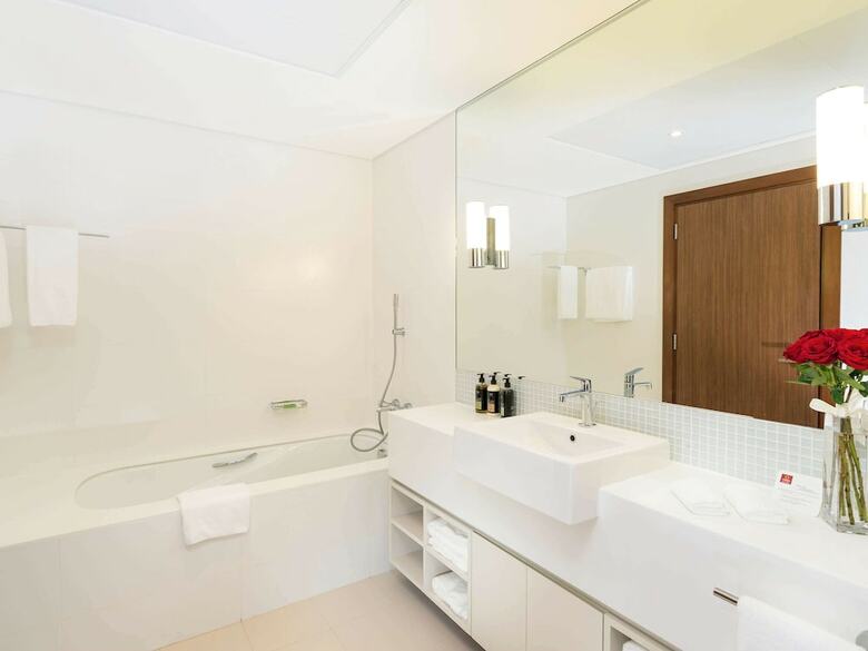 Aparthotel Adagio Abu Dhabi Al Bustan