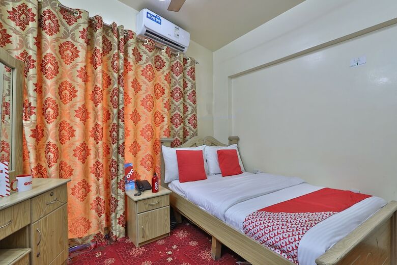 Oyo 157 Al Khaima Hotel