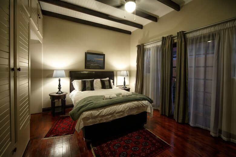 Hotel 12 On Brecher