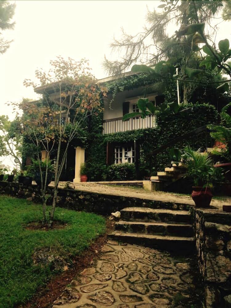 Agroturismo Ranch Le Montcel