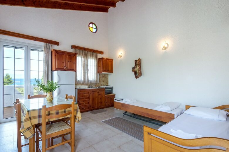Apartamentos Koroni Village