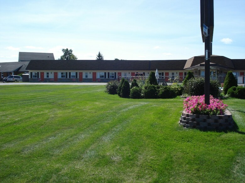 Motel Knights Inn Colonial Fireside Inn