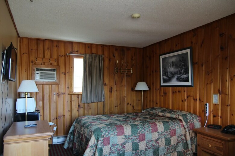 Motel Knights Inn Colonial Fireside Inn