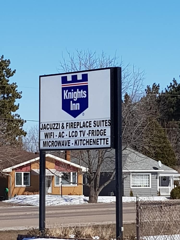 Motel Knights Inn Colonial Fireside Inn