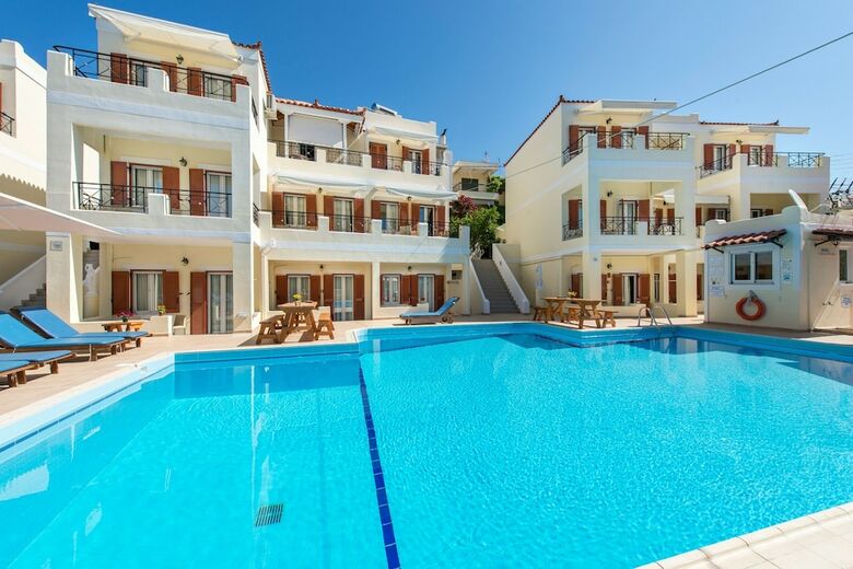 Aparthotel Kostis Villas