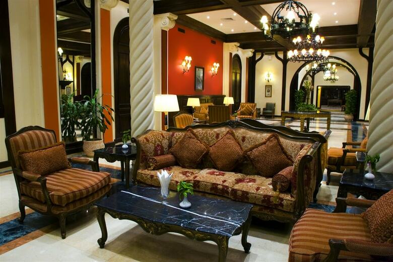 Helnan Auberge Hotel