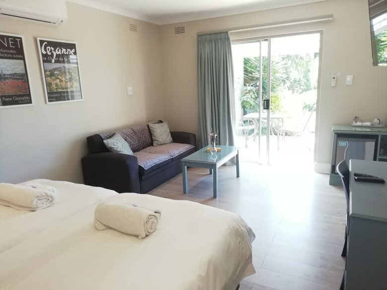 Hotel Maroela House