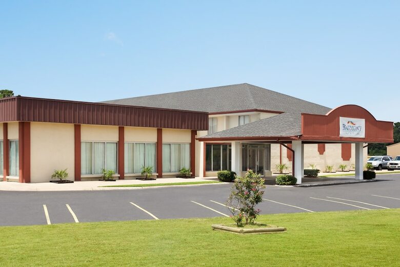 Hotel Baymont By Wyndham Little Rock
