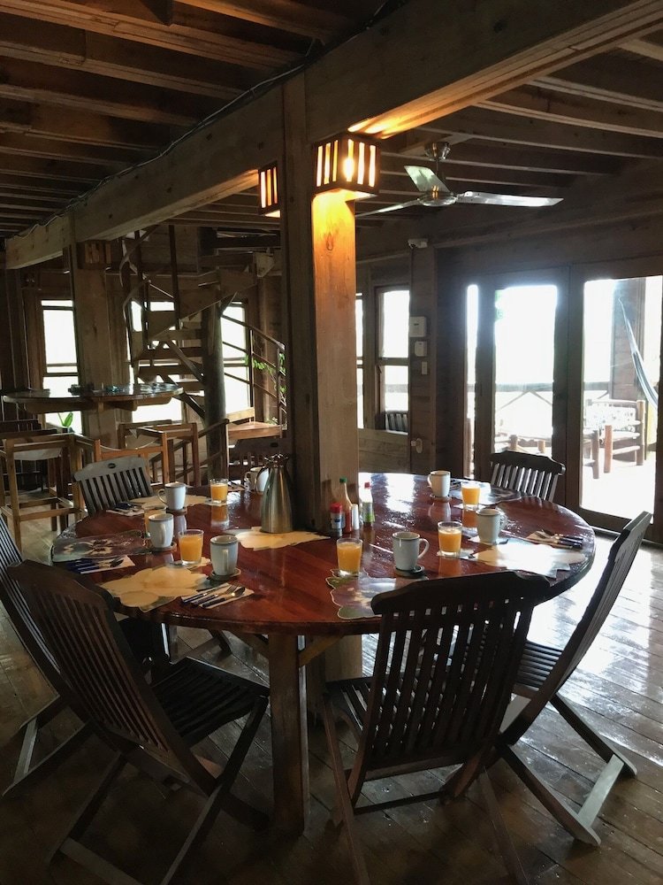 Roatan Bed & Breakfast Apartments