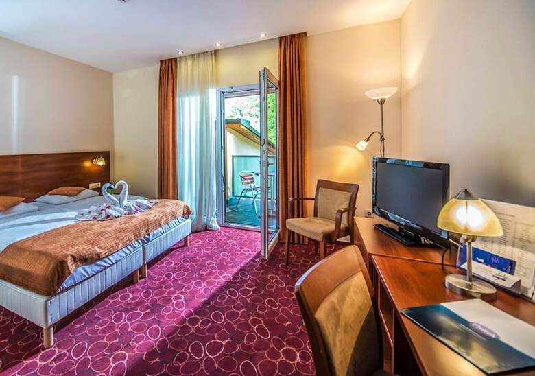 Patak Park Hotel