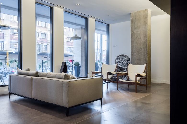 Apartamentos Dharma Home Suites At The Arts District