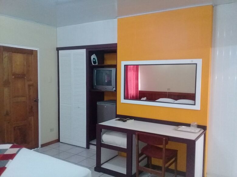 Hotel Monique's Guesthouse