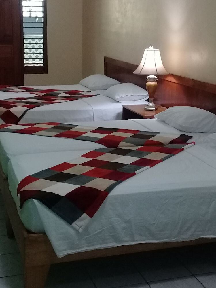 Hotel Monique's Guesthouse