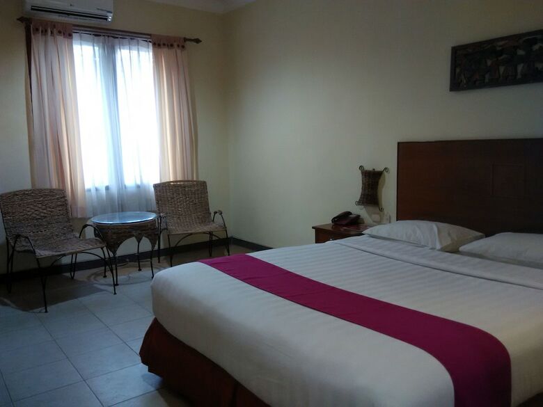 Lotus Garden Hotel