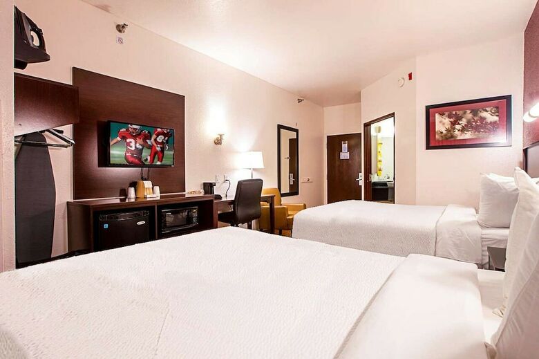 Motel Seasons Inn Traverse City