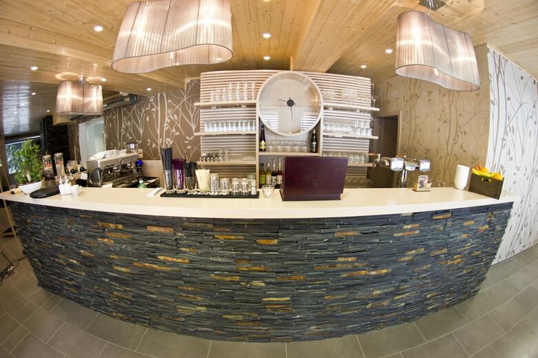 Horsk� Hotel ?eladenka