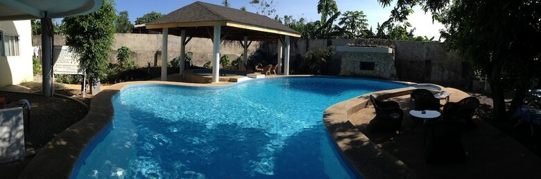 Hotel Lapu Lapu Cottages And Restaurant