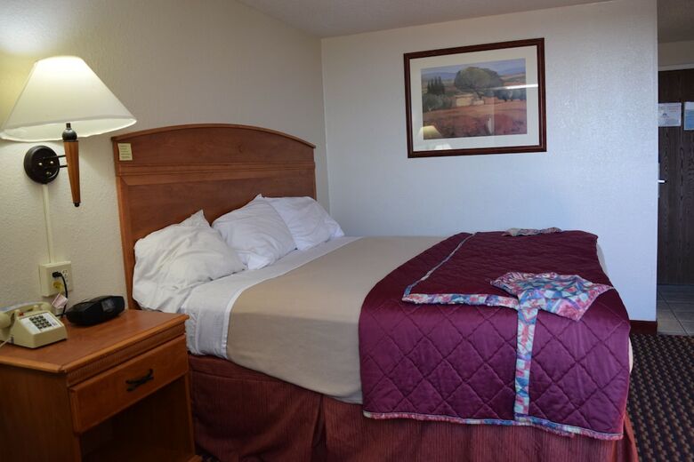 Hotel Americas Best Value Inn Jefferson City