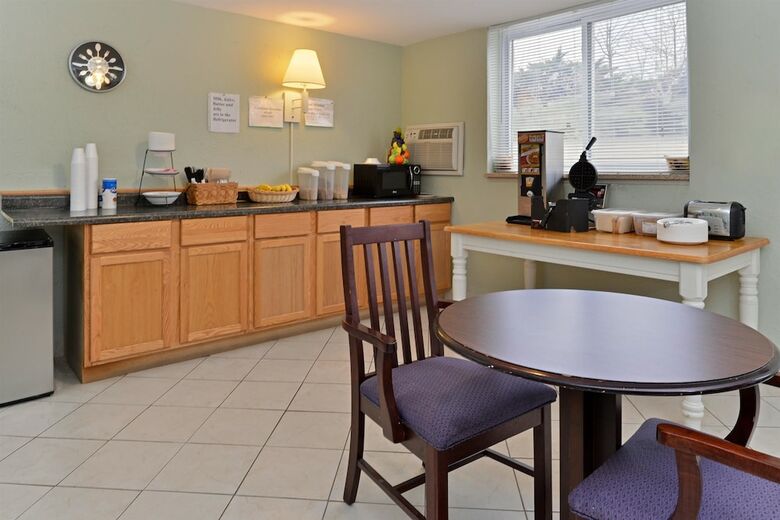Hotel Americas Best Value Inn Jefferson City
